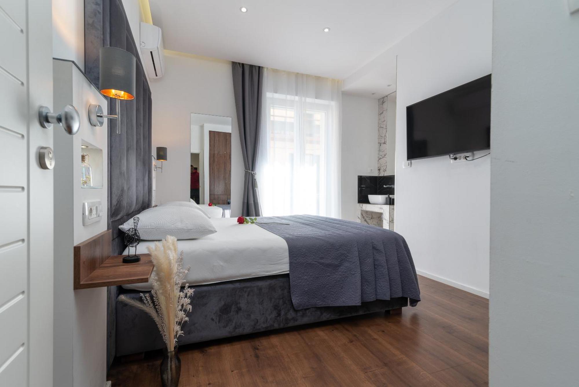 Antares Luxury Rooms 2 Сплит Экстерьер фото