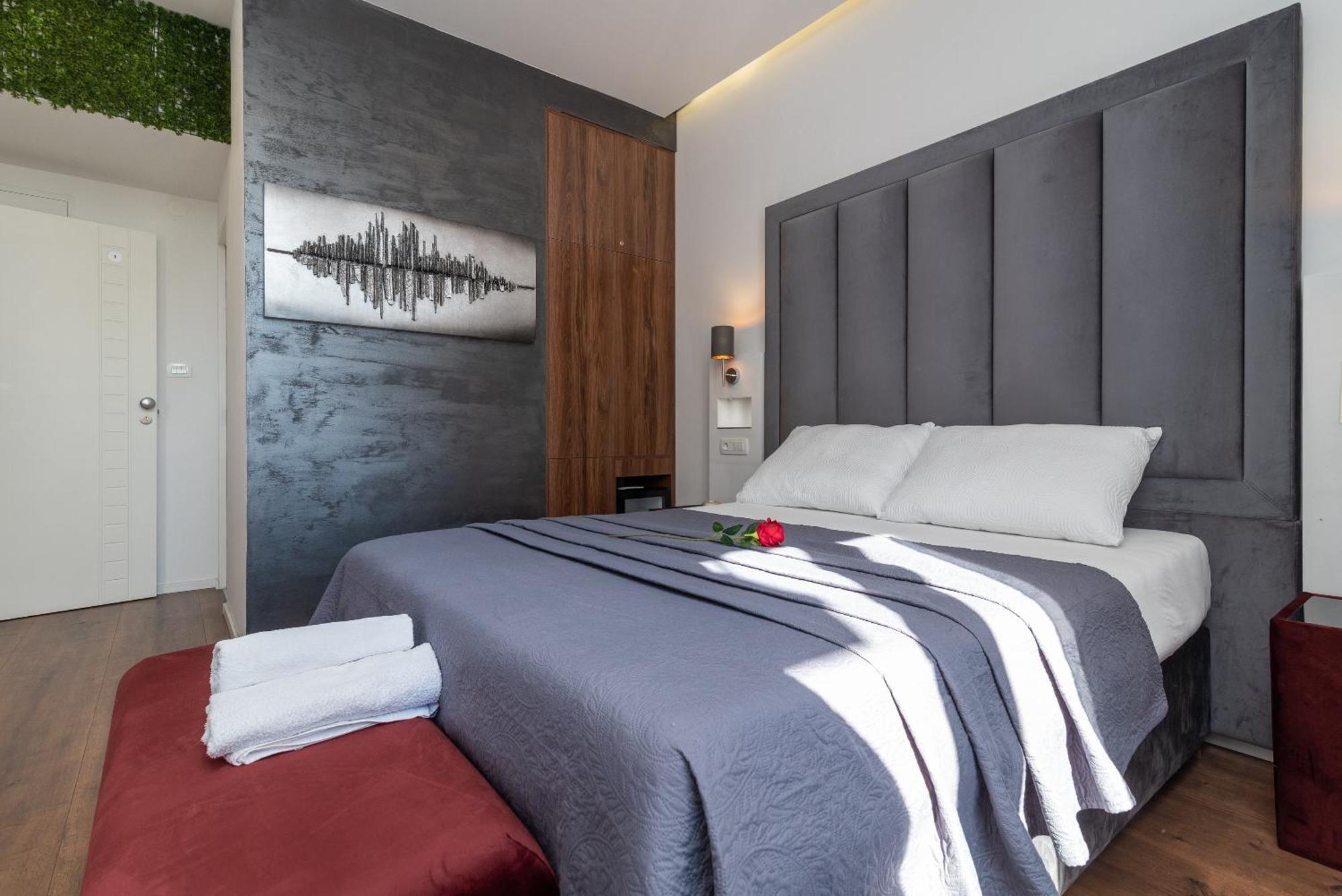 Antares Luxury Rooms 2 Сплит Экстерьер фото